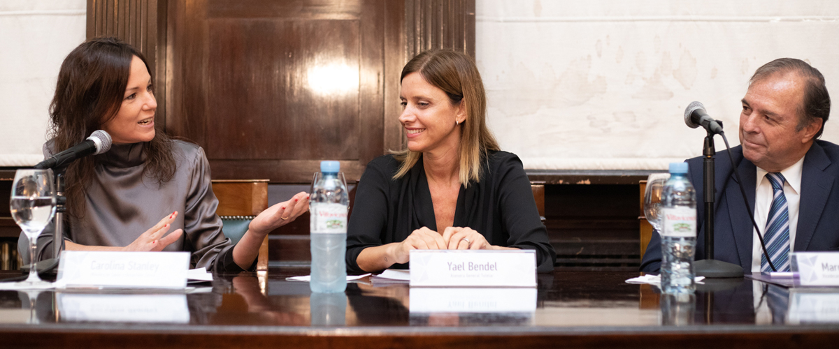 Jornada “Complejidades y Desafíos del Instituto de la Adopción”