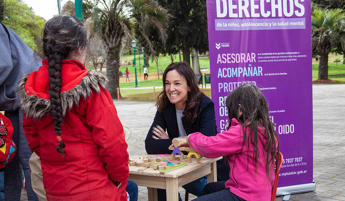 Desde el martes 27 estamos con nuestra Oficina Móvil en Parque Lezama 